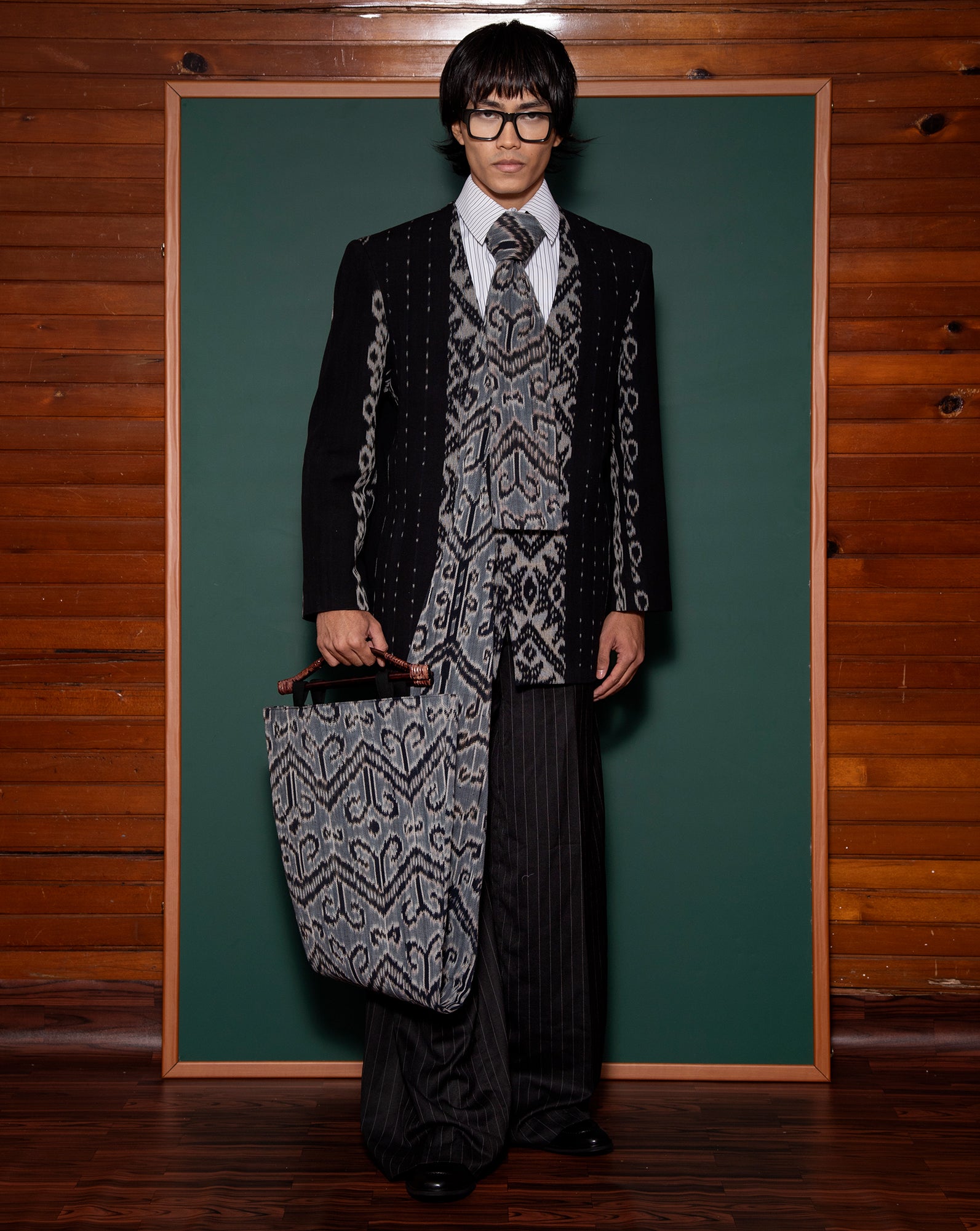 Suit Ikat // Tie Bag (Grey Black)