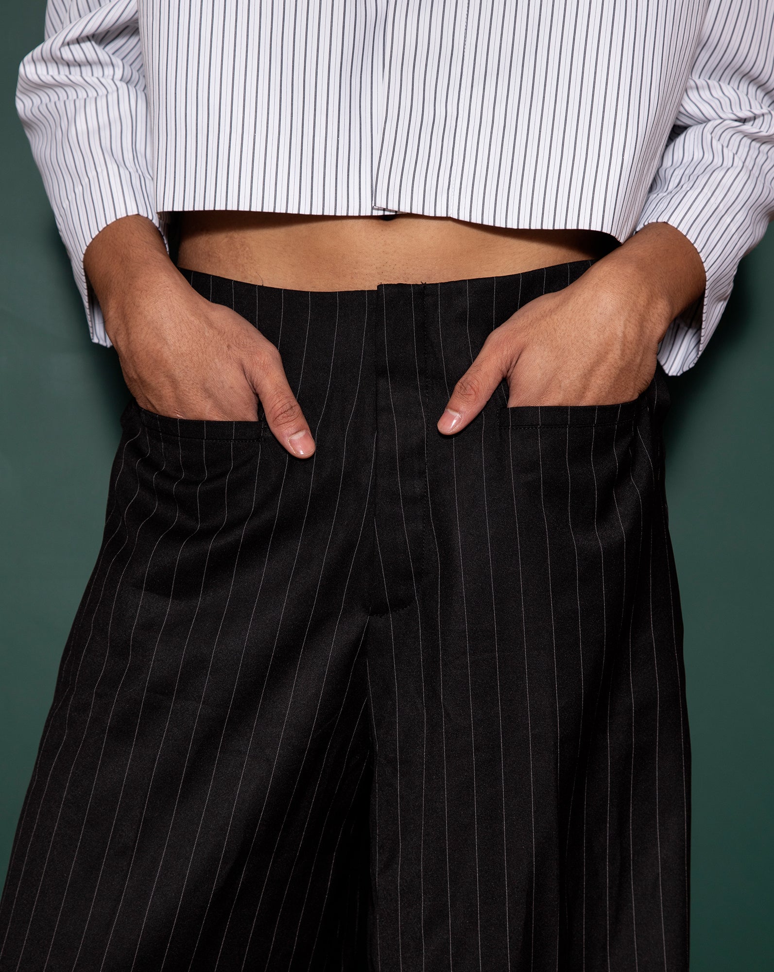 Welt Pants (Black Pinstripe)