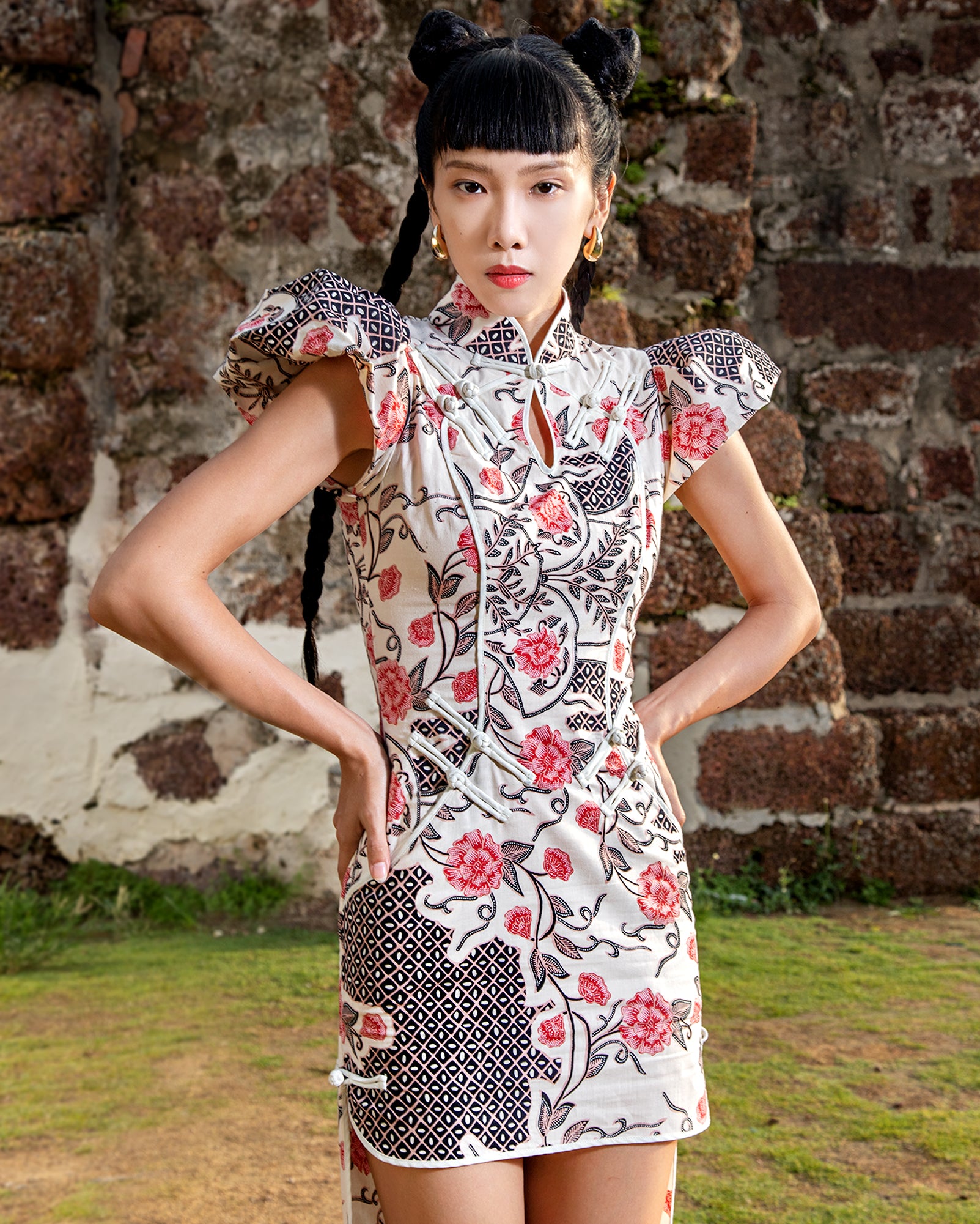 Cheongsam Ledang (Carnation Batik)