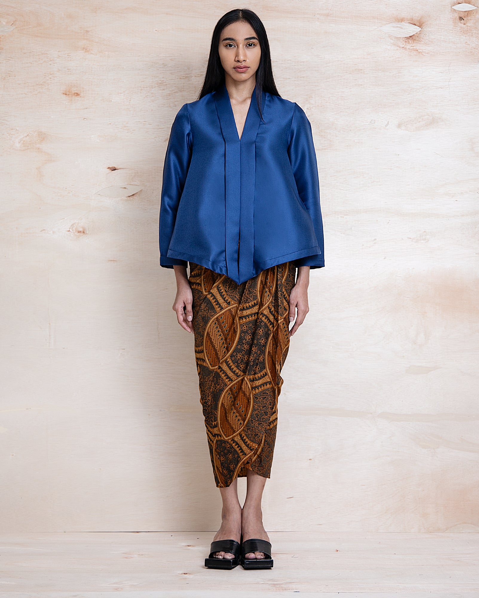 Kebarung Kembang (Navy)