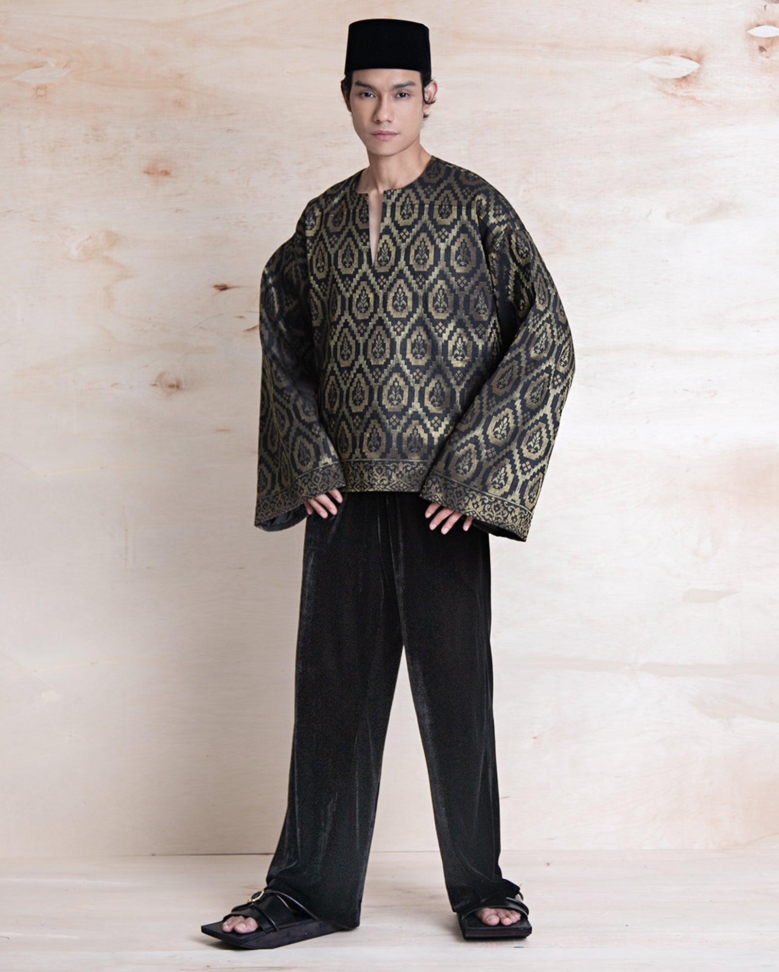 Baju Songket Teluk Belanga (Gold)
