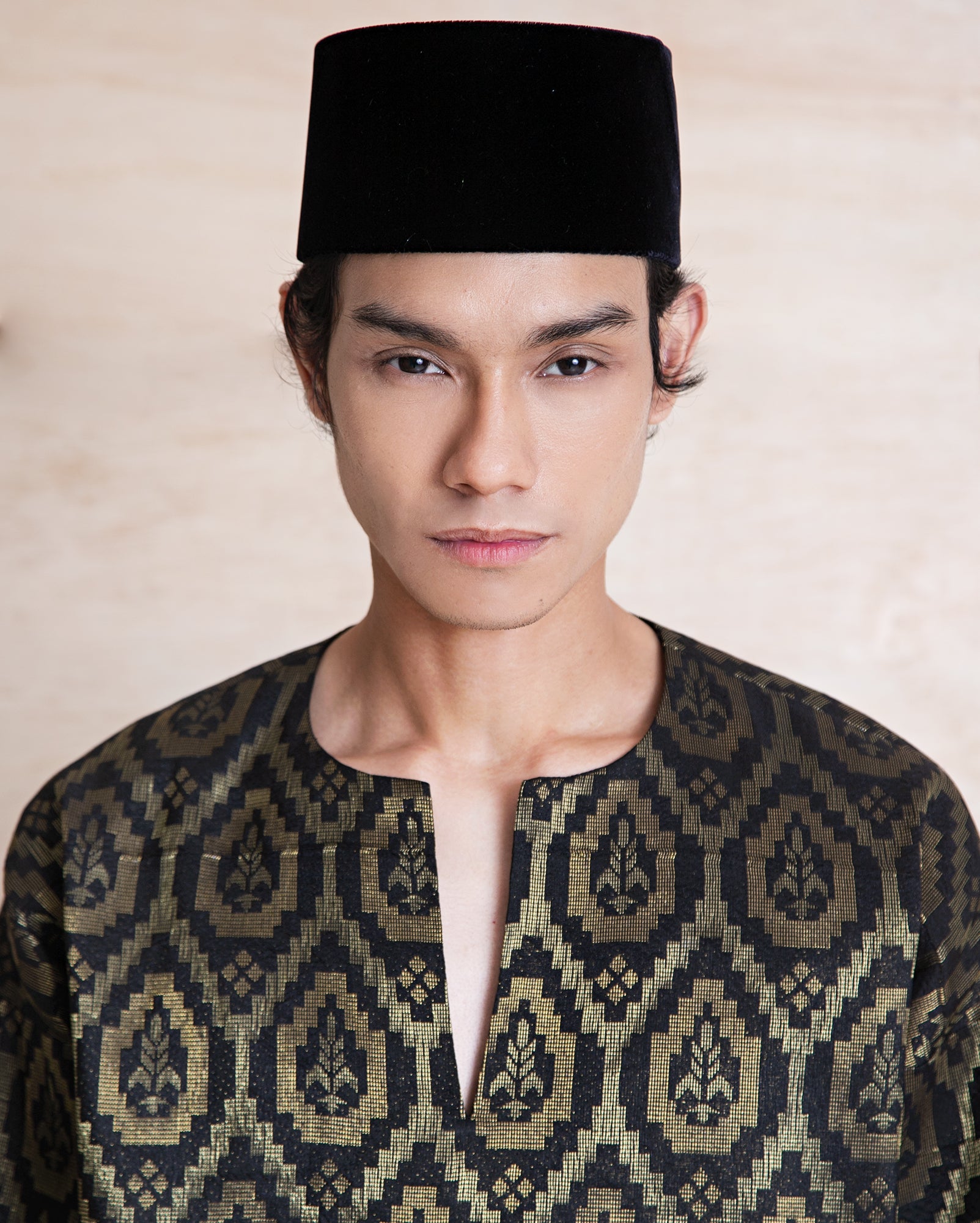 Baju Songket Teluk Belanga (Gold)