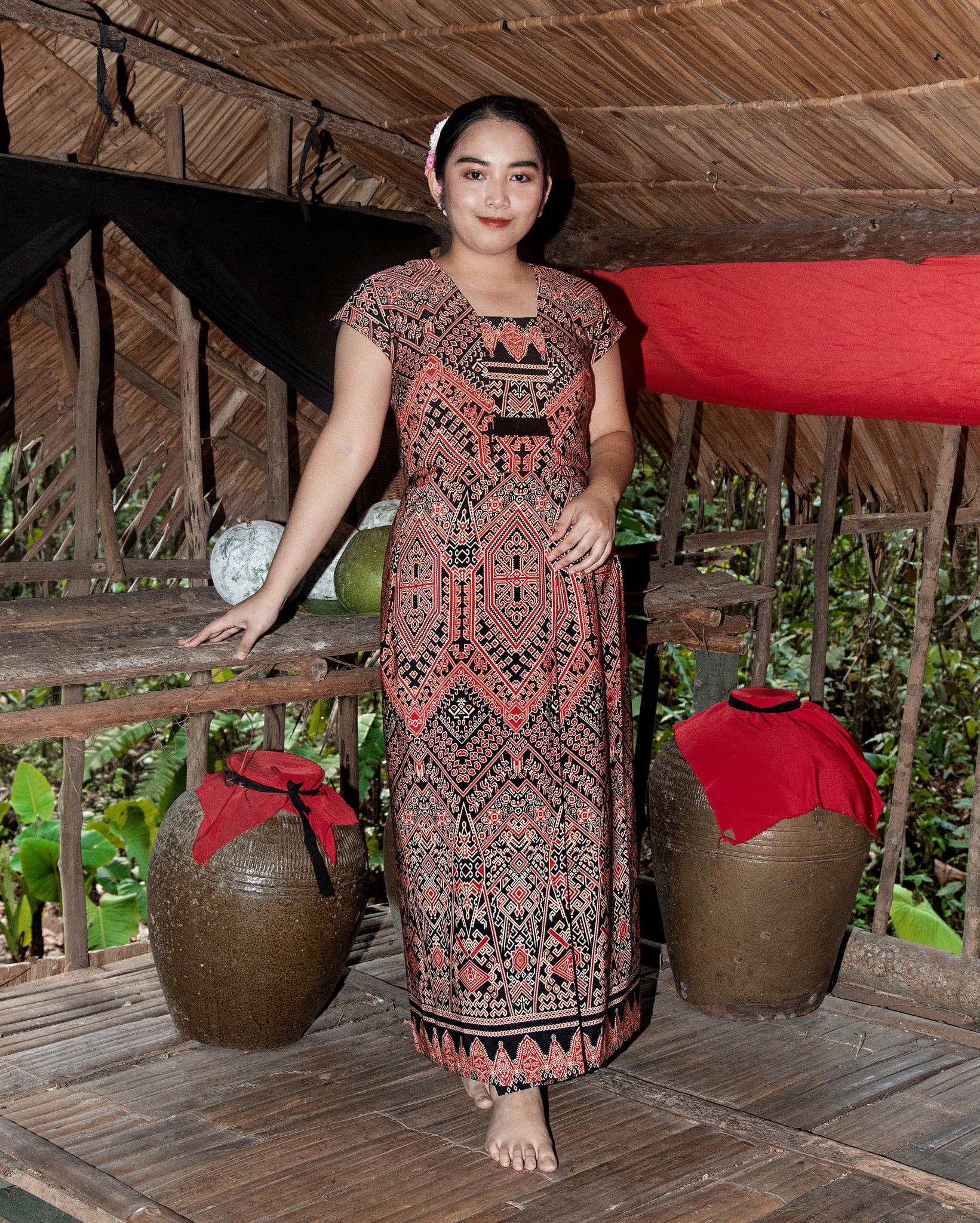 Kebaya Krop Borneo (Red Black)