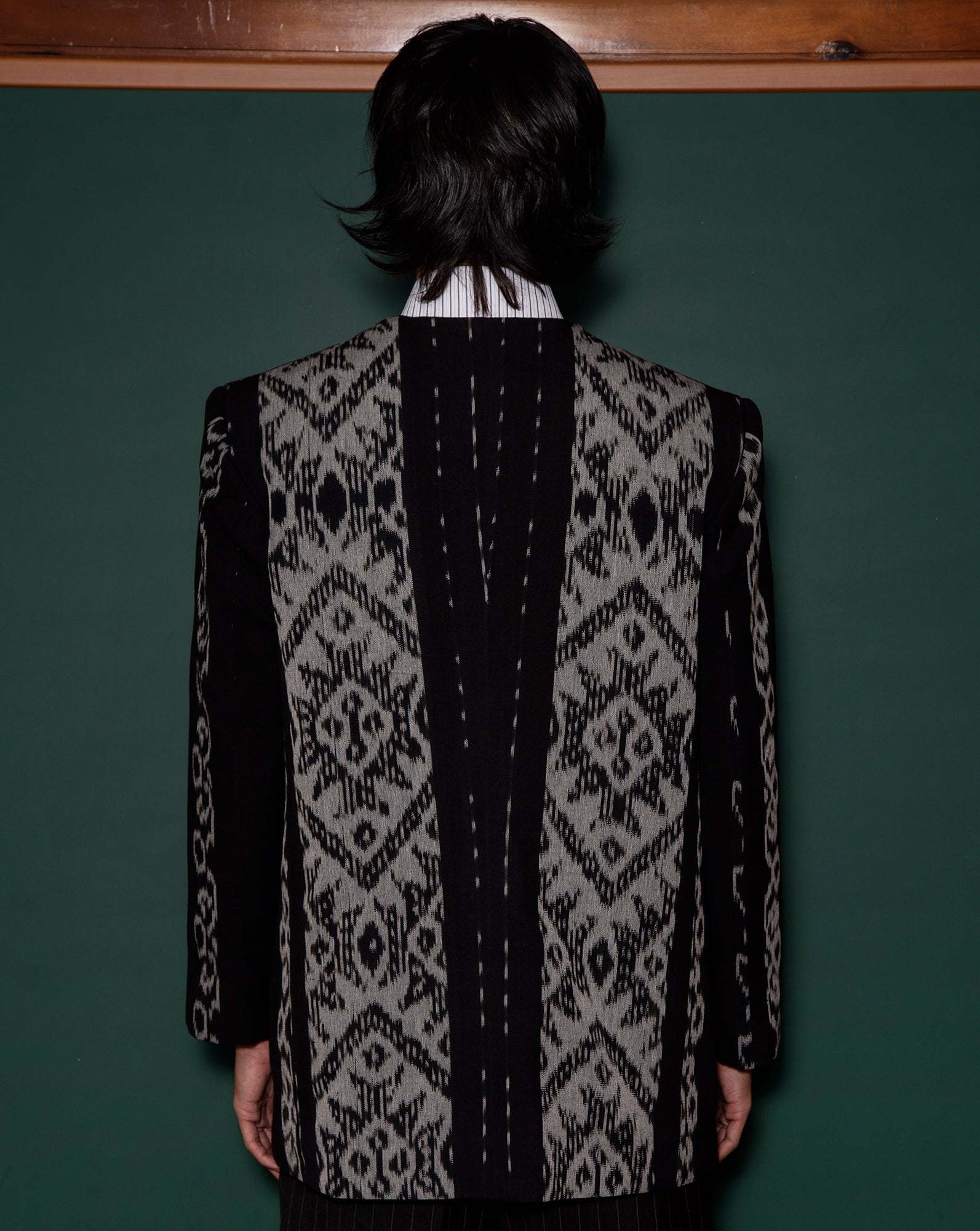 Suit Ikat // Tie Bag (Grey Black)