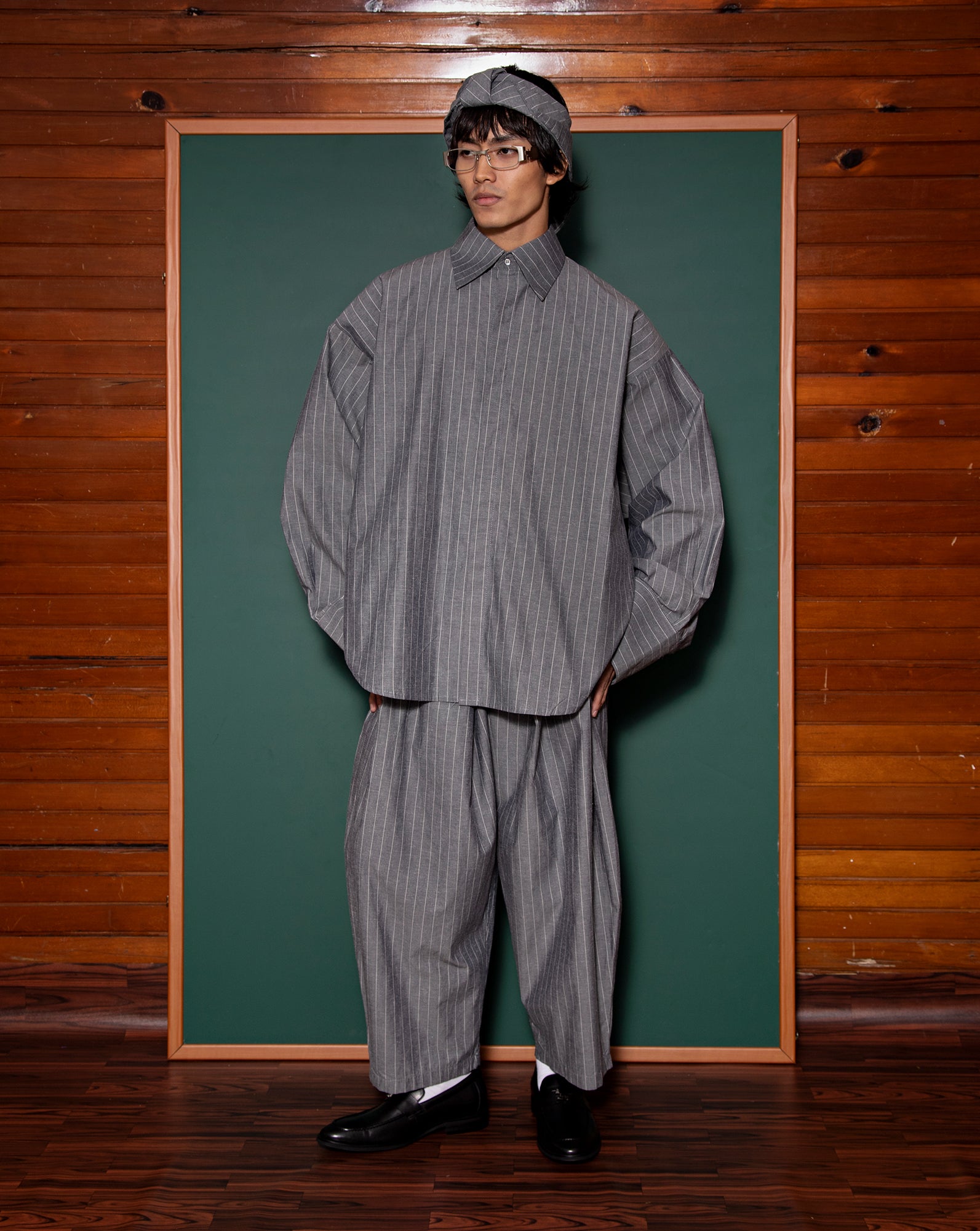 Kemeja Anjang (Grey Pinstripes)