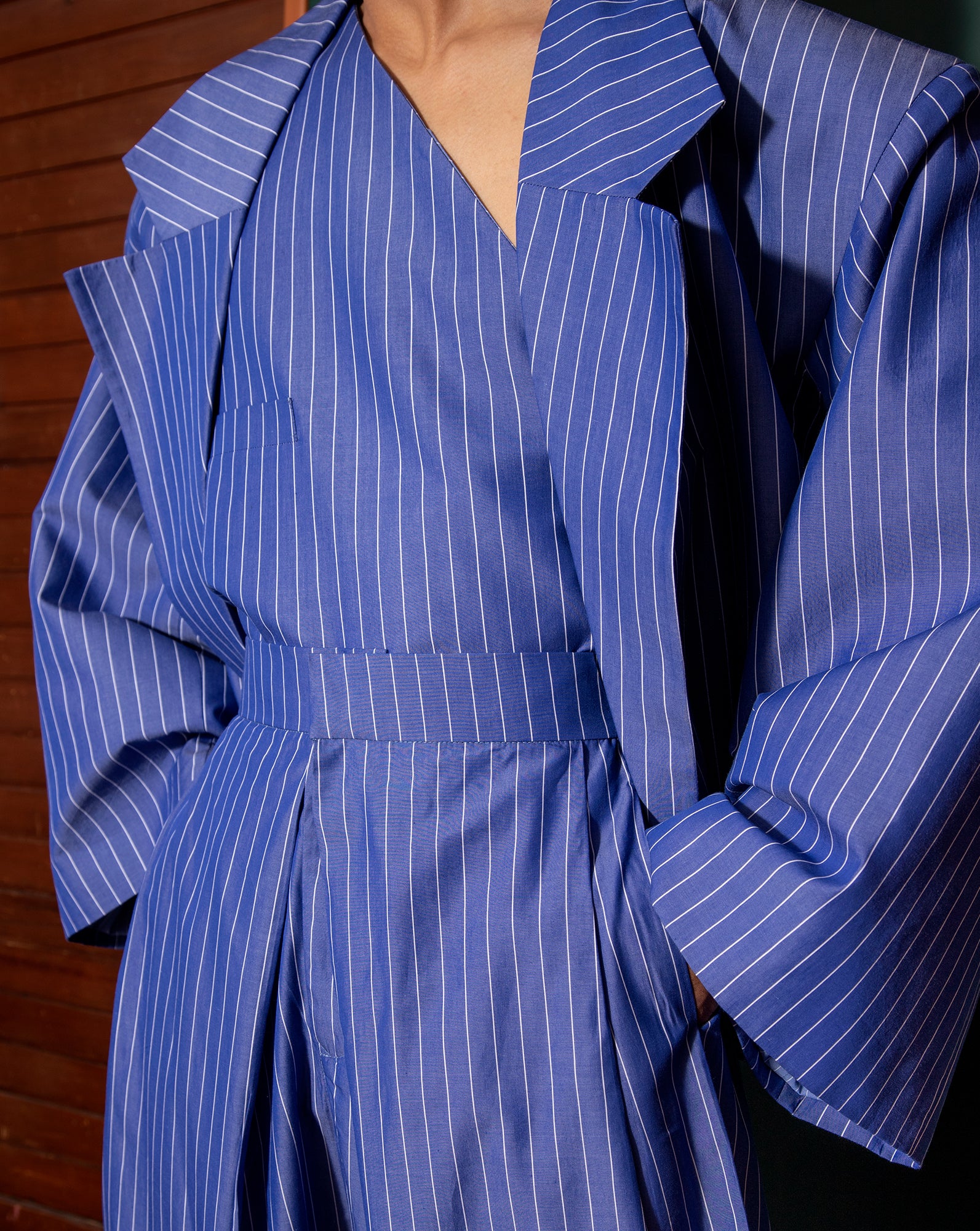 Blazer Pesak (Blue Pinstripes)