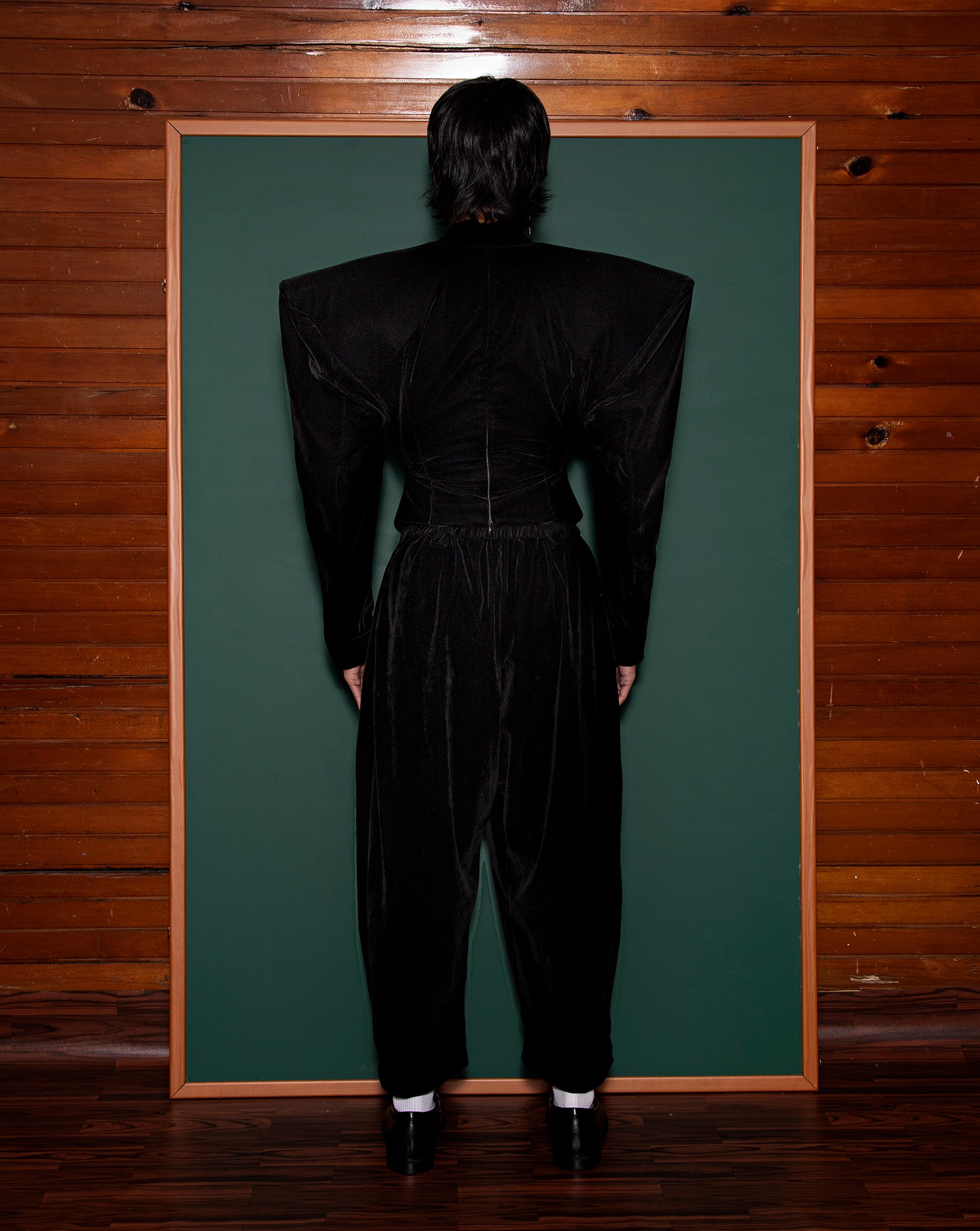 Kebaya Baldu (Black Velvet) // Skirt Parang (Black Viscose)