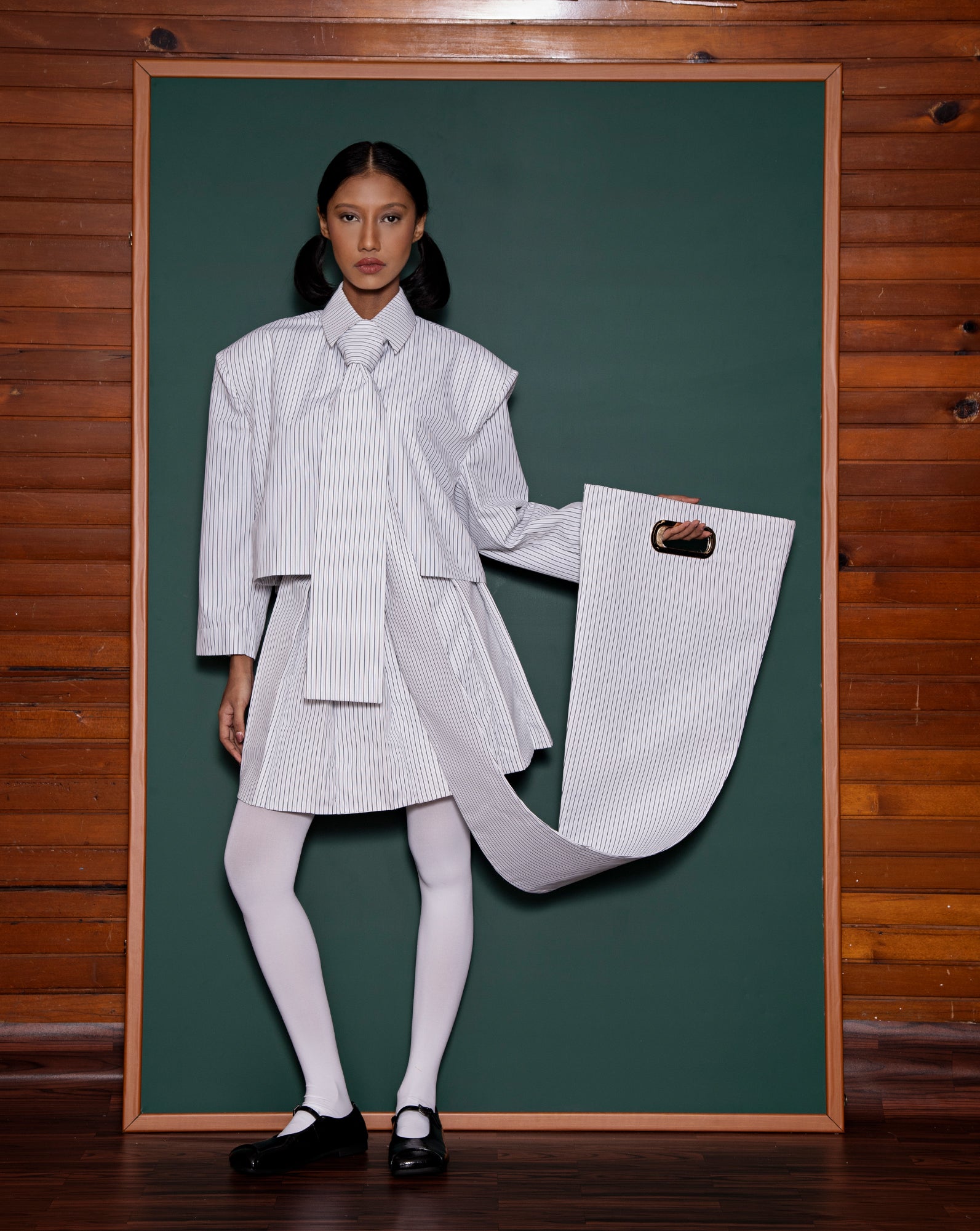 Kemeja Jalur Sekolah // Tie Bag  (White Pinstripes)