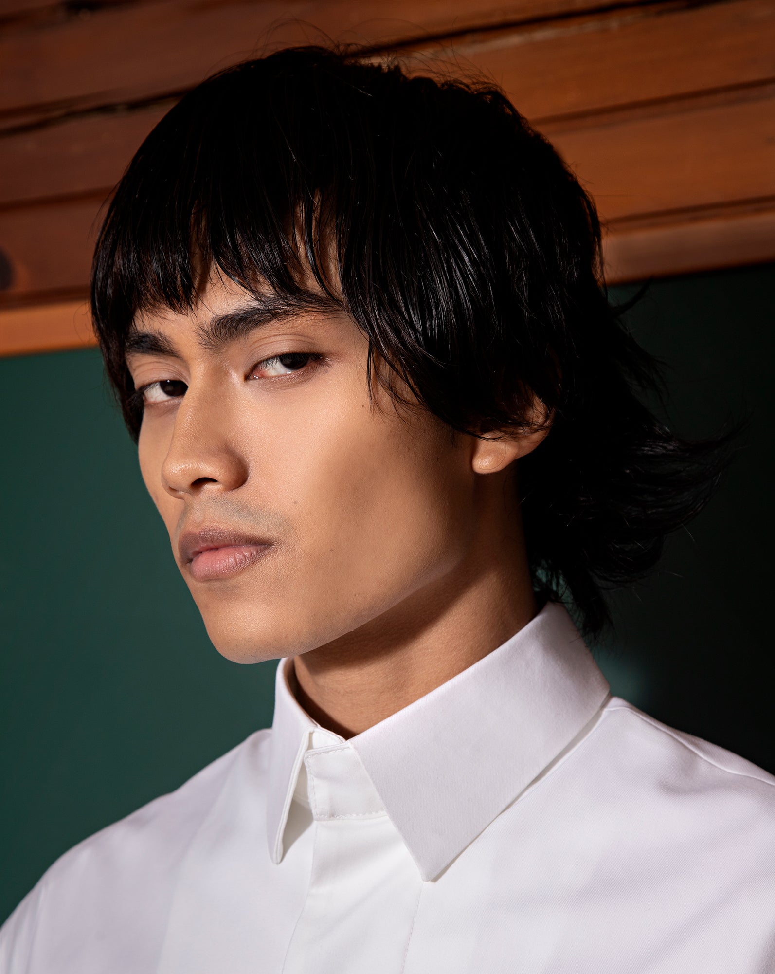 Kemeja Bahu (White)