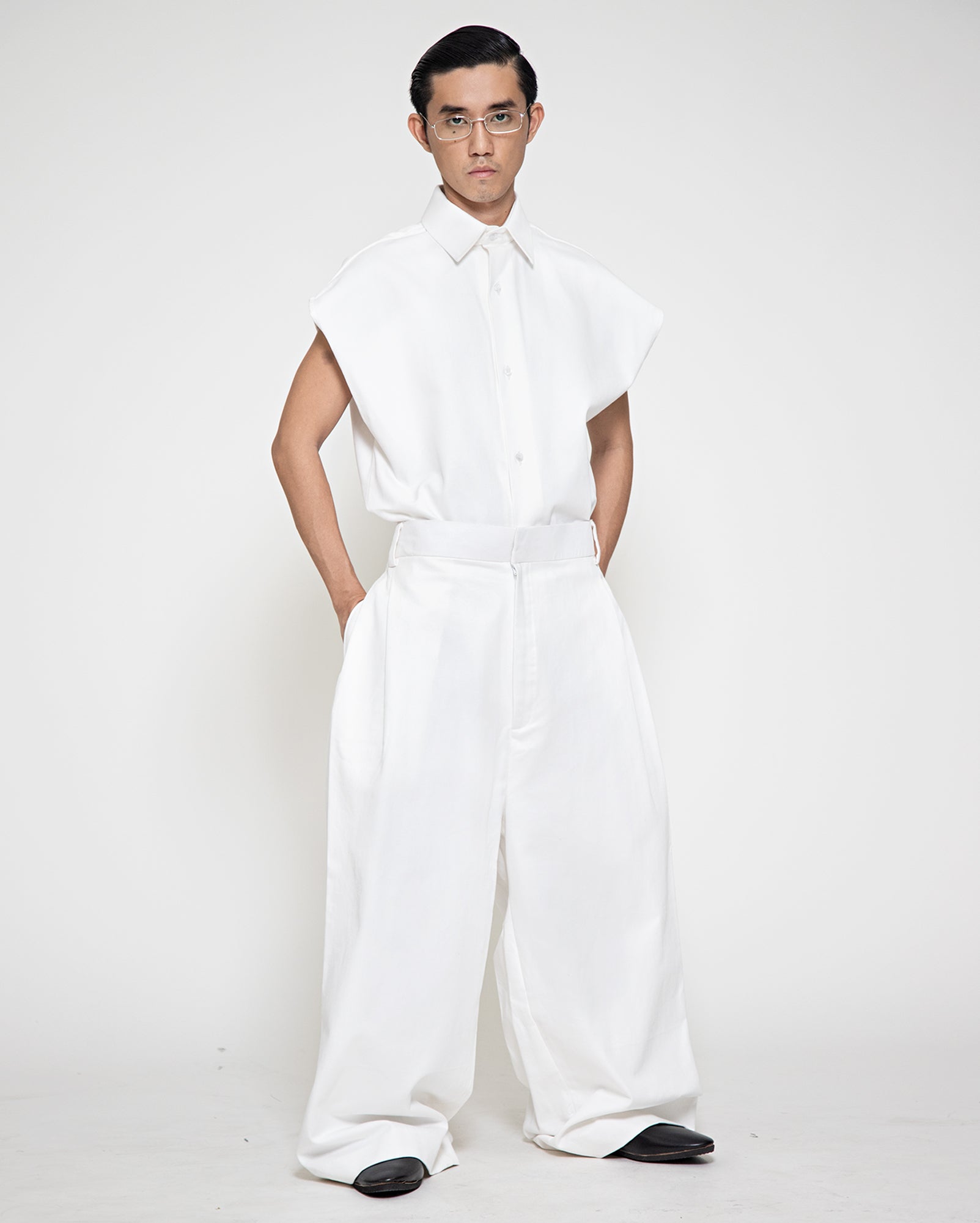 Ves Kemeja (White Cotton Twill) / Ramlee Pants (White)