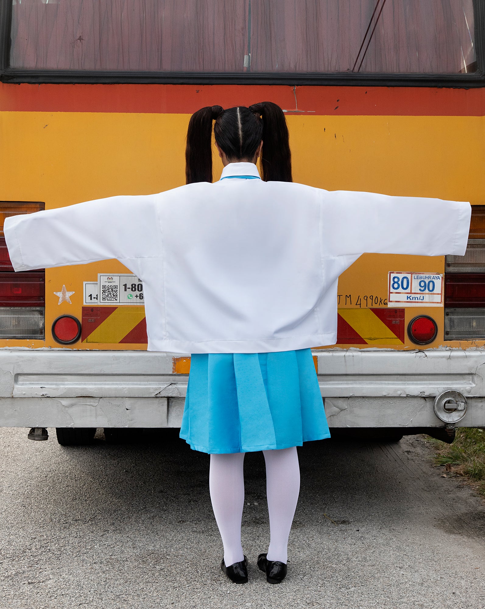 Kemeja Oversaiz (White) // Midi Skirt Sekolah (BEHATI Blue)