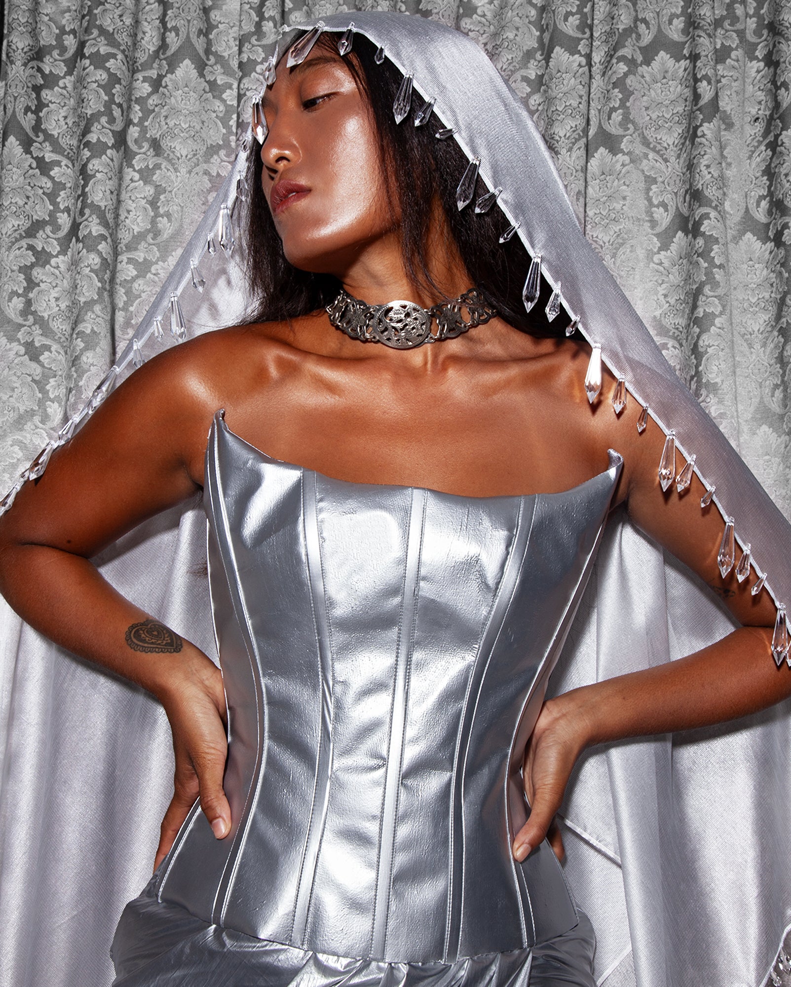 Korset Perak Bersarong (Silver)