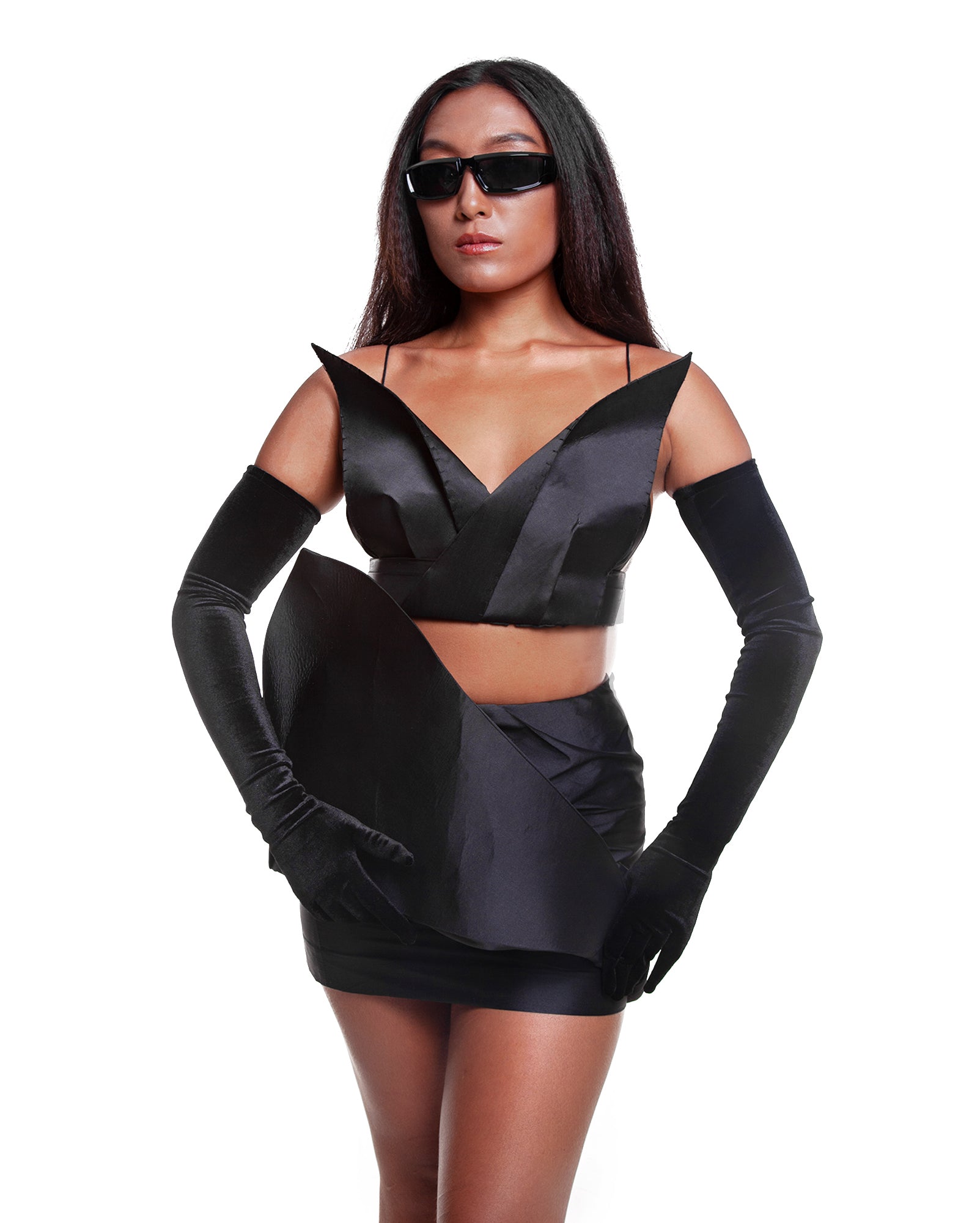 Pahlawan Tube (Black)
