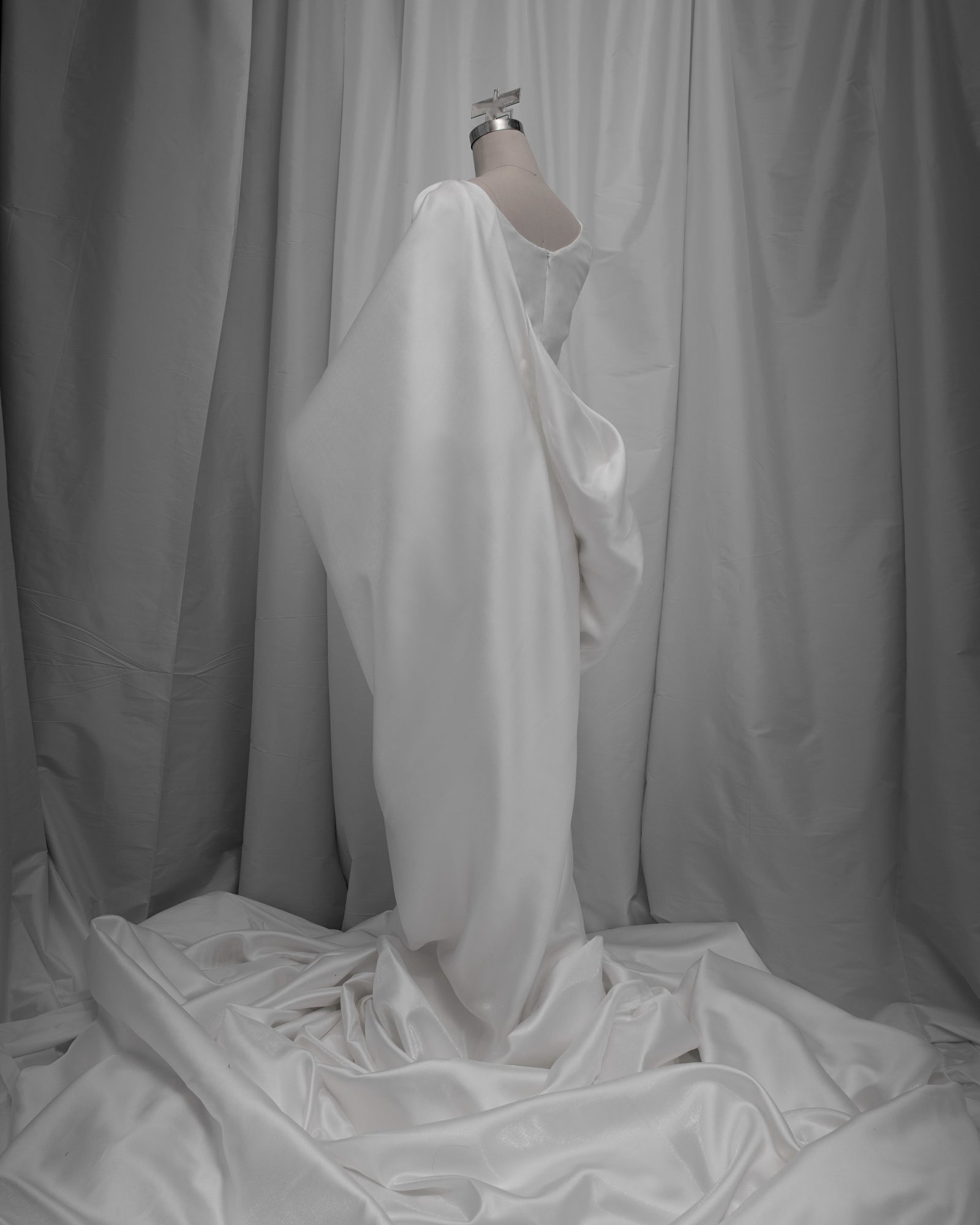 Saloma Selendang Gown