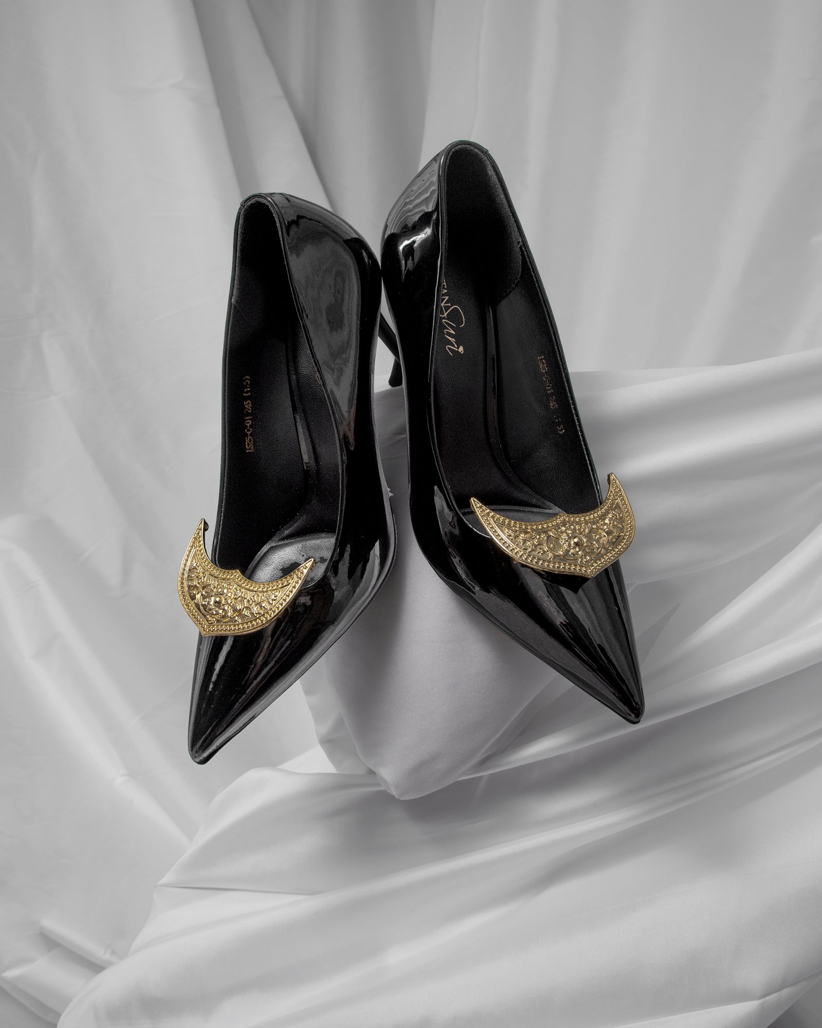 INTAN SURI Dokoh Heel (Black)