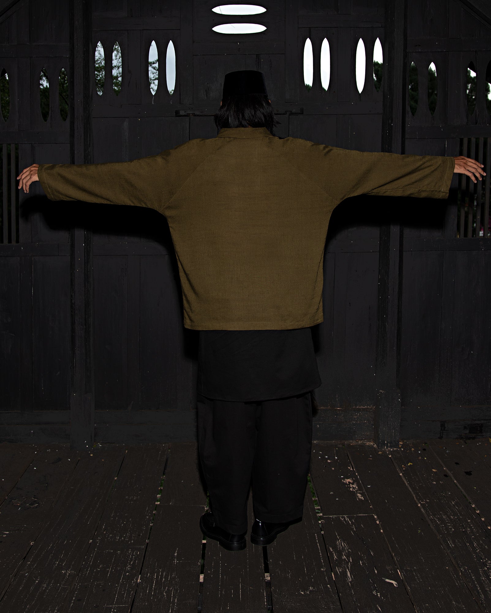 Kabaya Baba (Olive Linen)