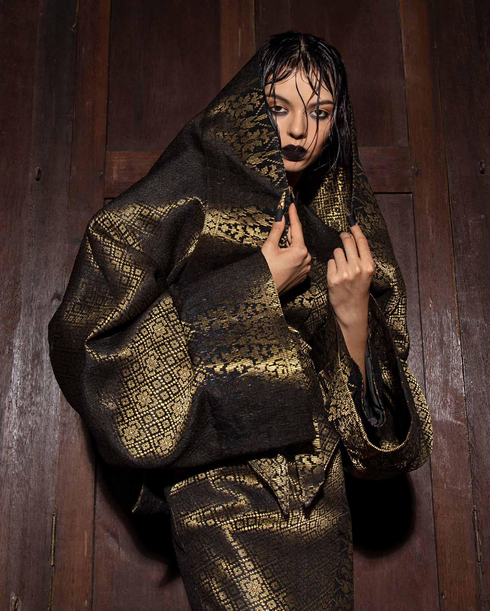 Kebaya Razor (Gold Songket)