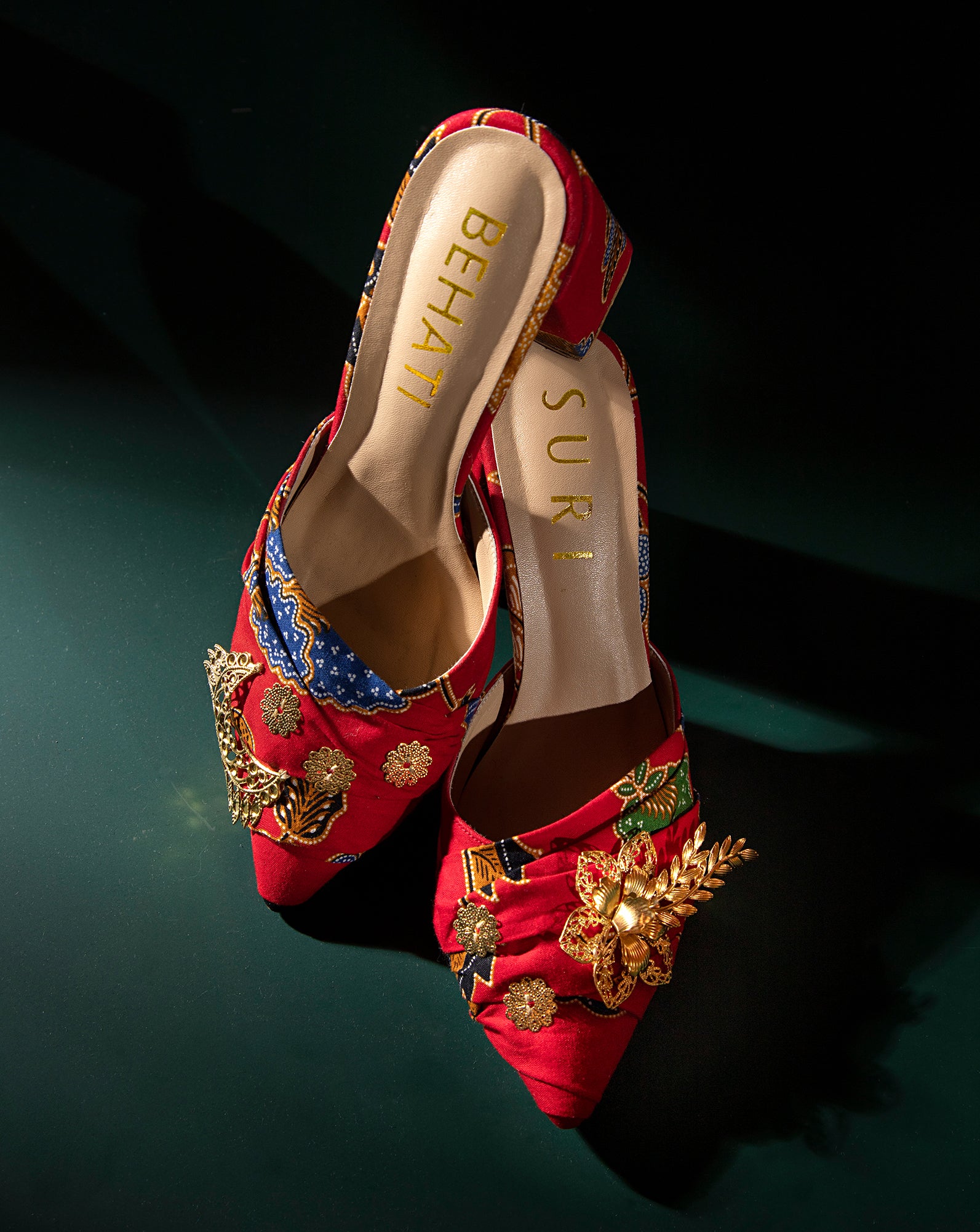 Suri Batik (Red)