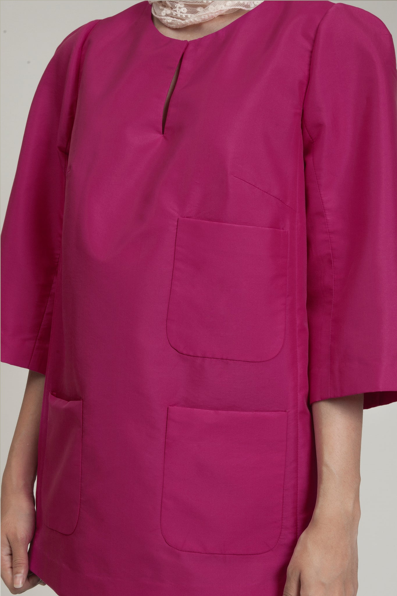 Magenta Female Baju