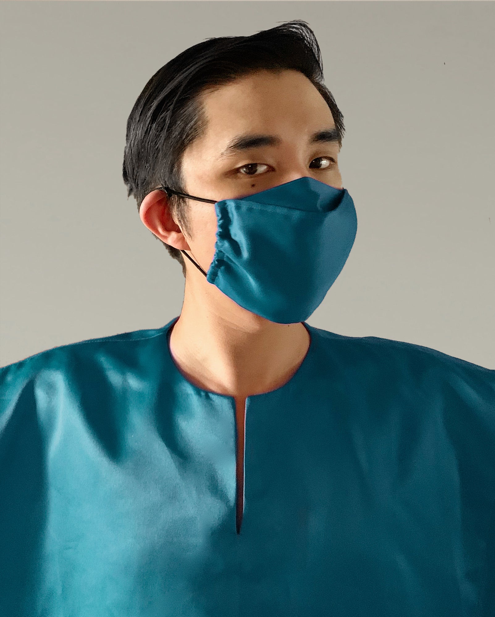 Duchess Mask (Turquoise)