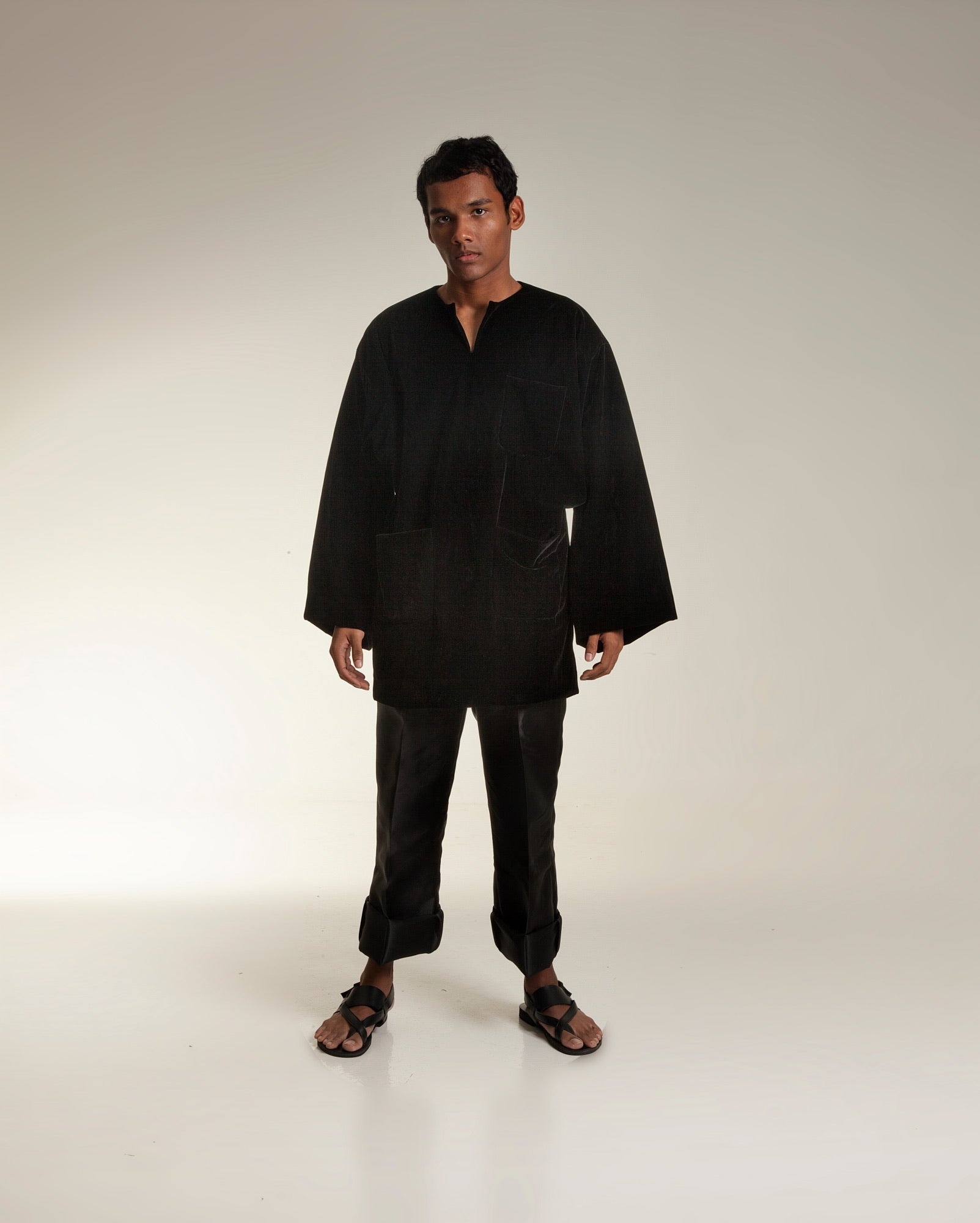 Baju Labuh Velvet (Black)